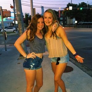 Meet your Posher, Emily